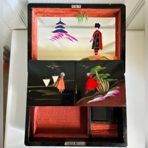 Vintage Japanese Lacquered Jewelry Music Box